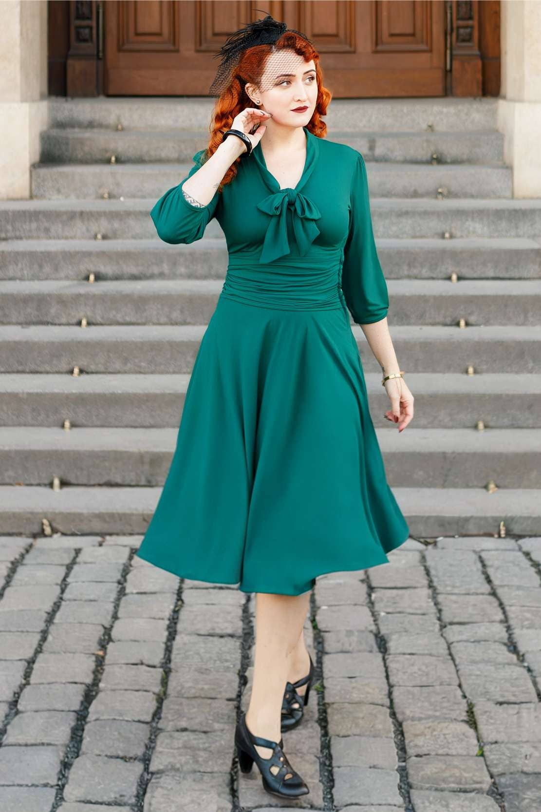 Sandra Bow Tie Casual Dress In Emerald Green