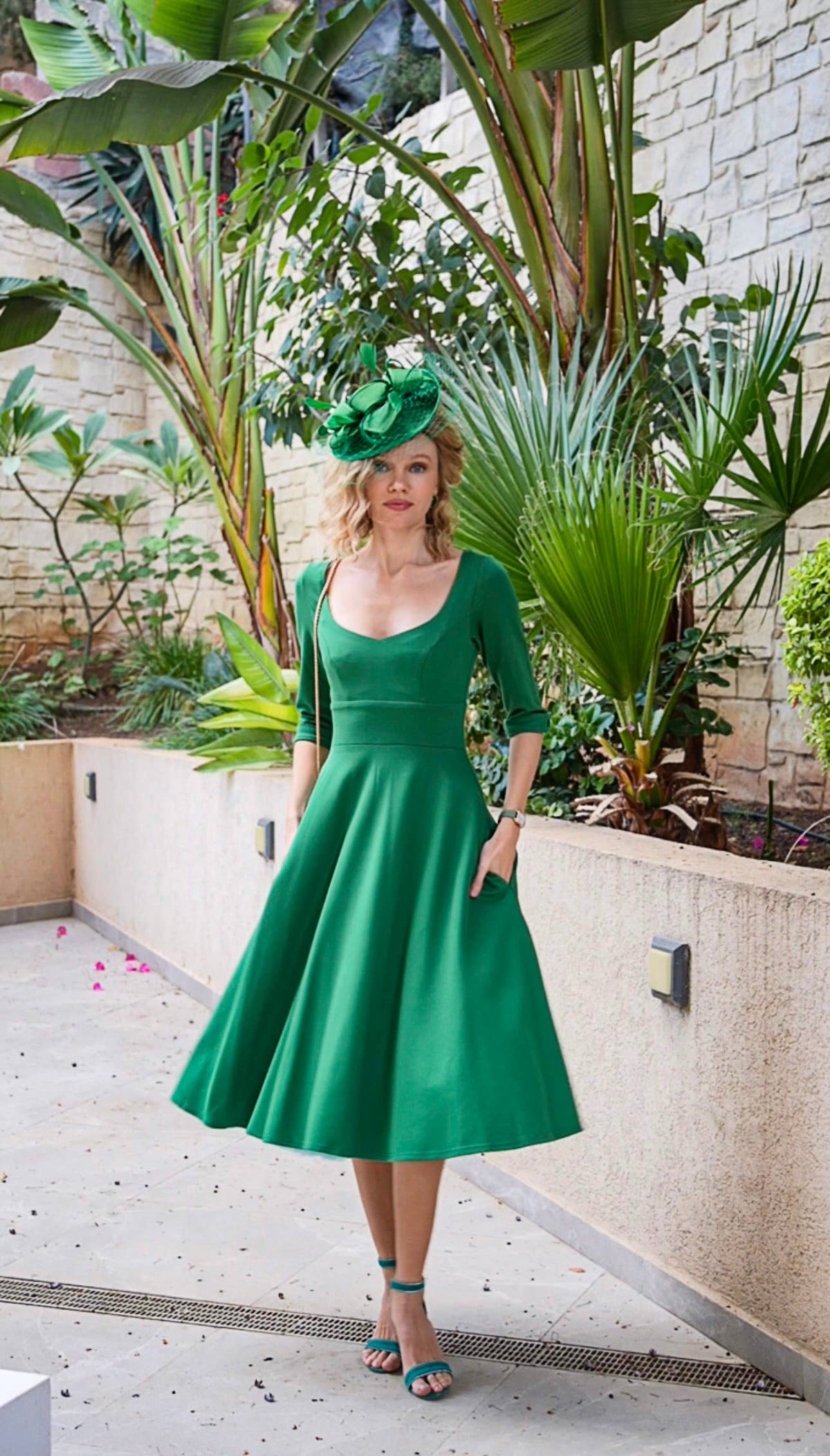 Scarlette Long Sleeved Dark Green Midi Dress